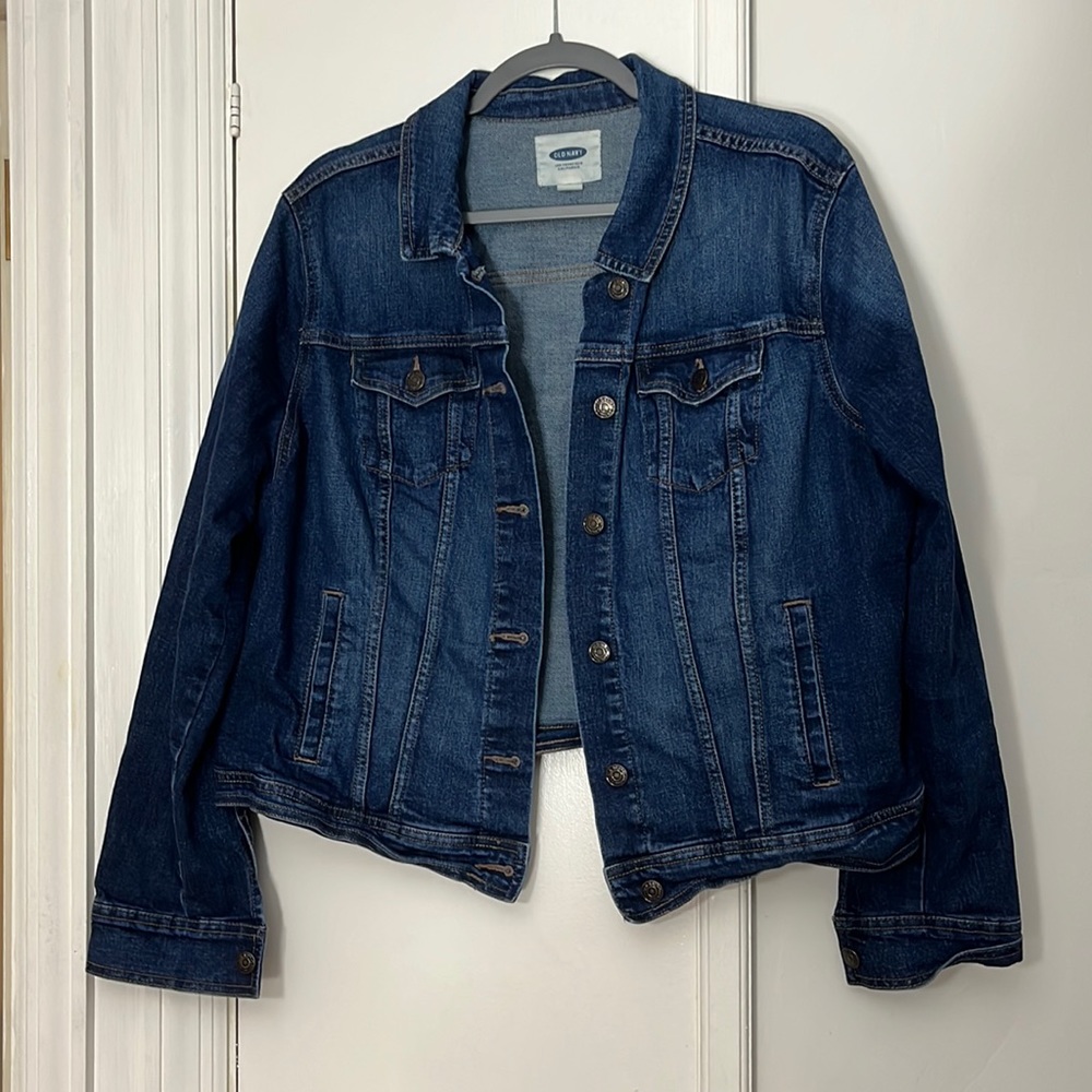 Old navy jean jacket medium blue